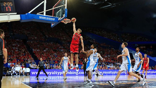 shawn-redhage-dunk